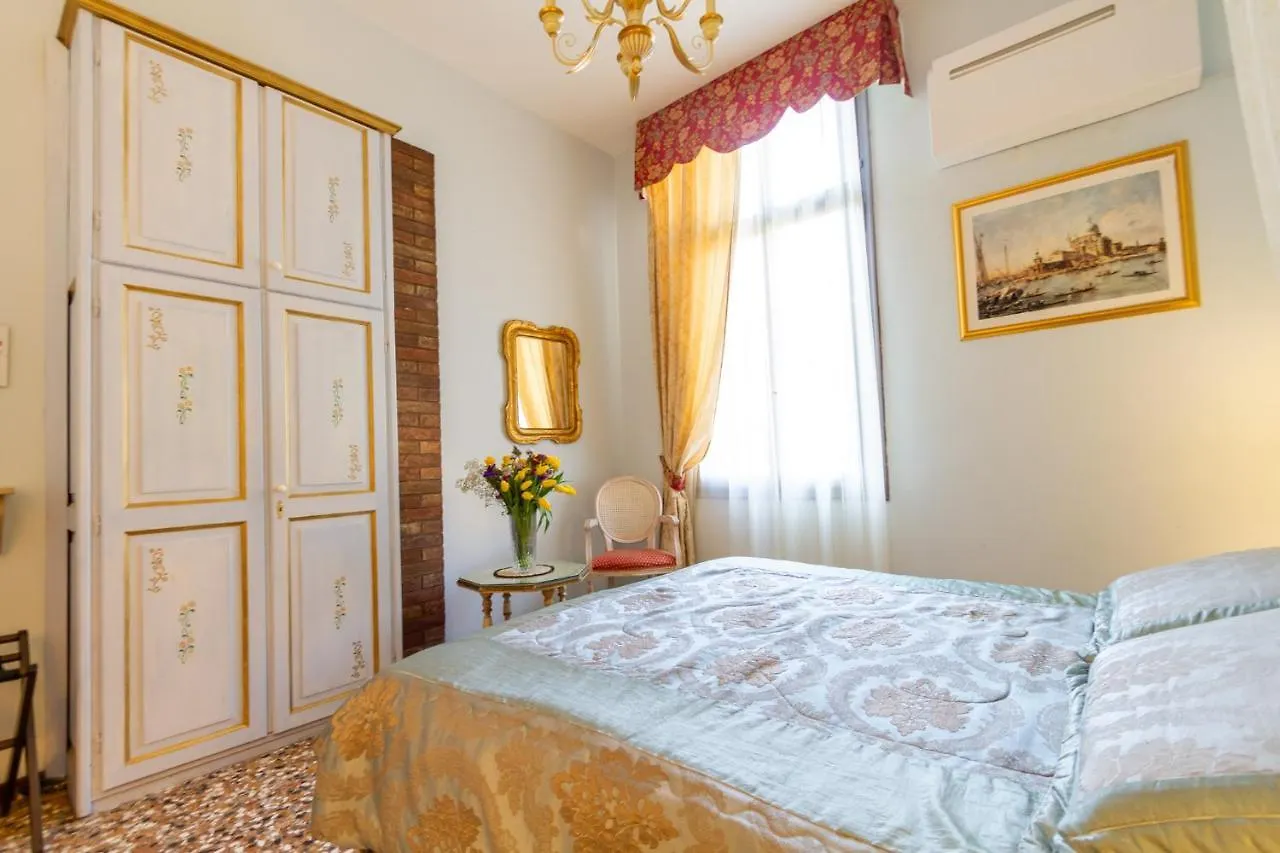 *** Couette-café Art Dreams B&B Venise Italie